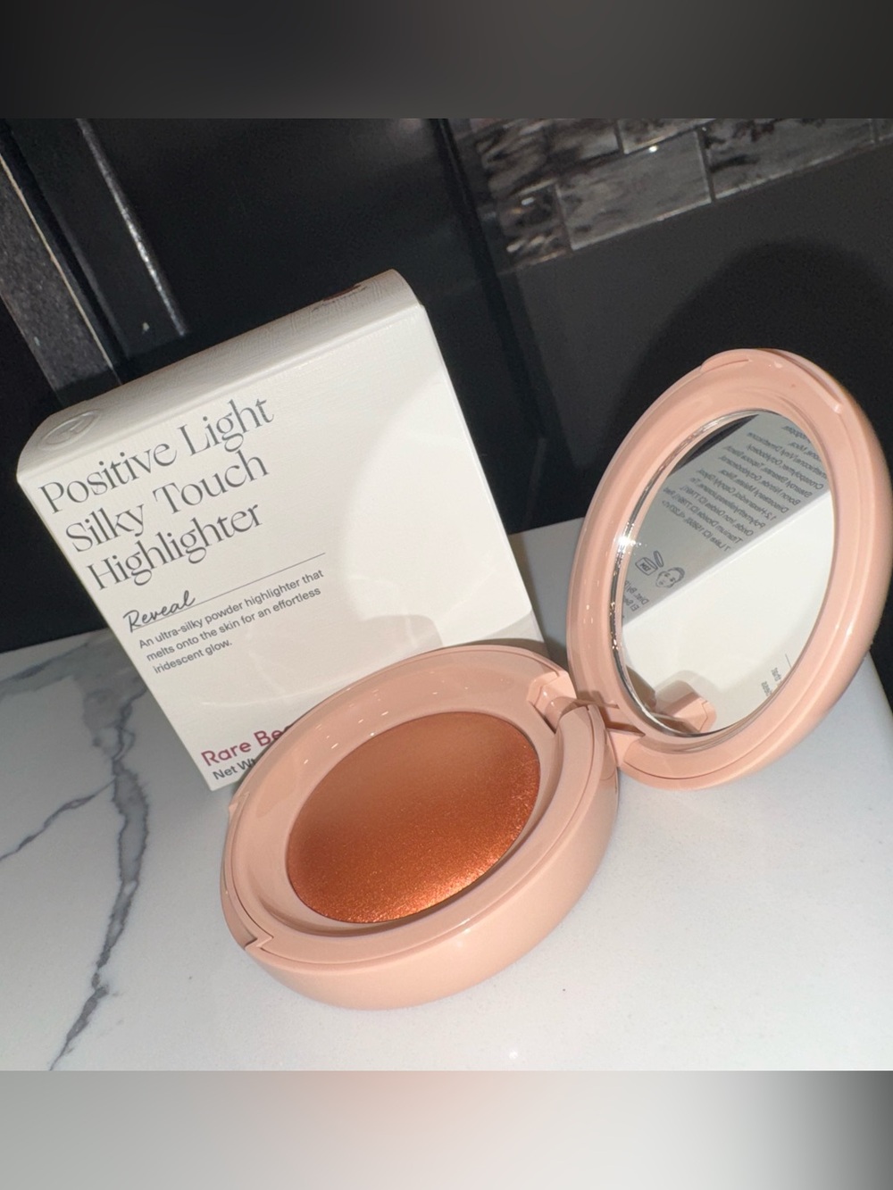 Rare Beauty Positive Light Silky Touch Highlighter – Reveal
